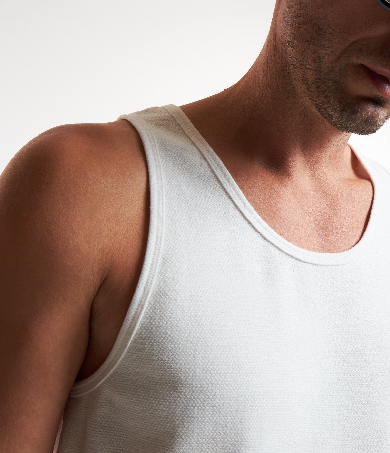 Camiseta Regata Casual Básica Off White 3