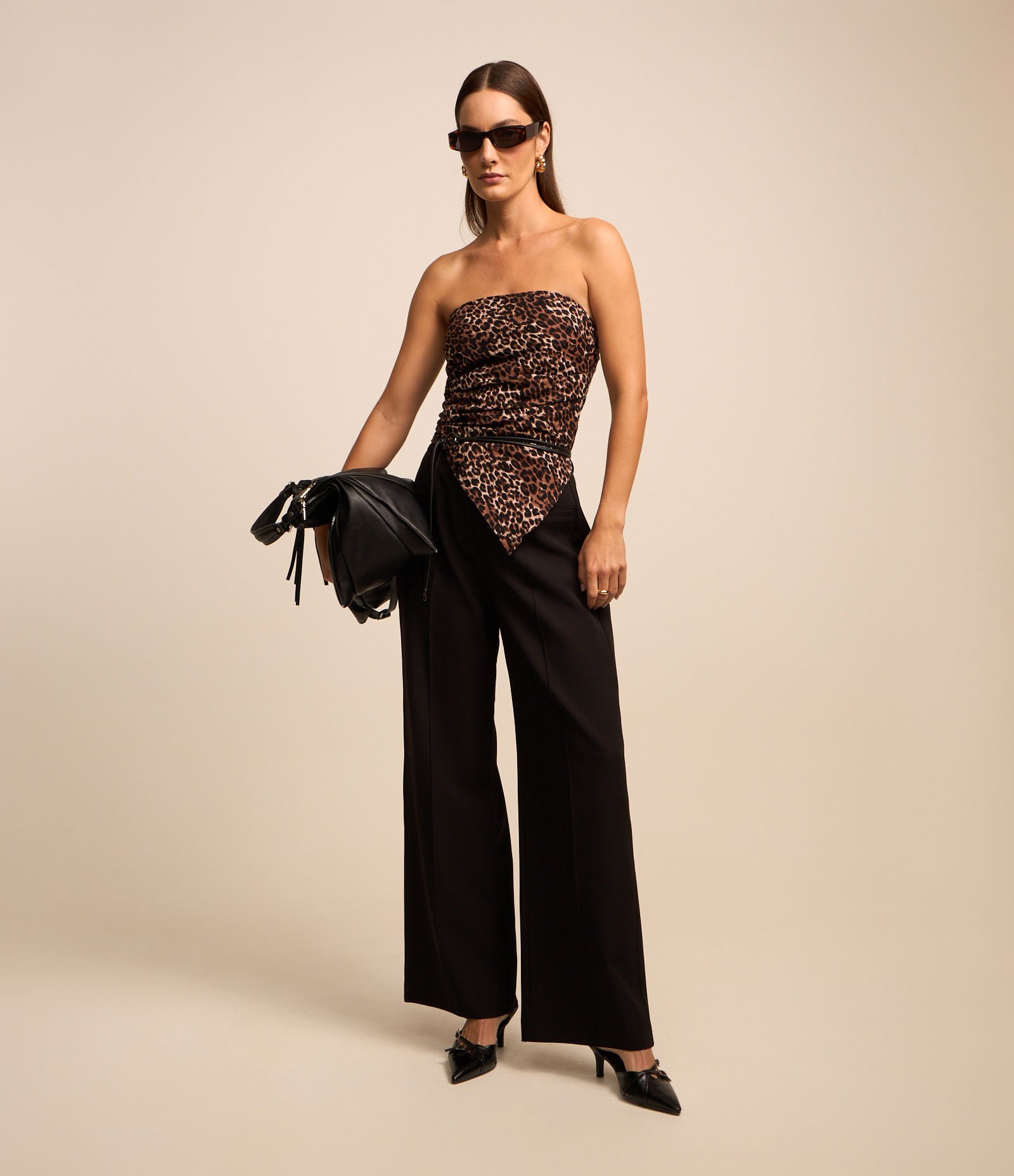 Calça Reta Alfaiatada Cintura Alta com Frisos Preto 1