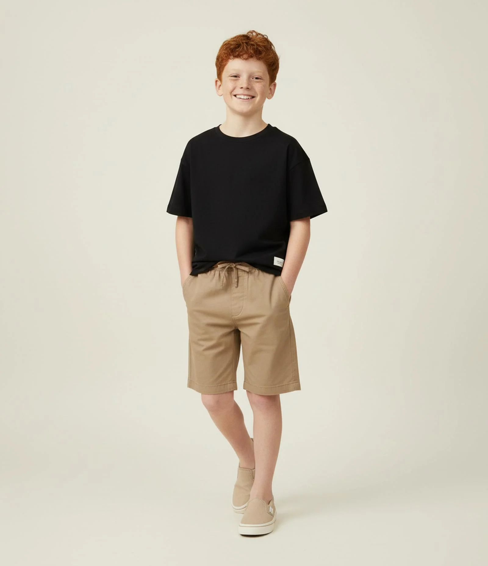 Bermuda Infantil em Sarja com Amarração - Tam 5 a 14 Anos Bege 1