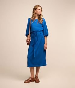 Saia Midi em Viscose com Cinto Fivela e Pregas Frontais