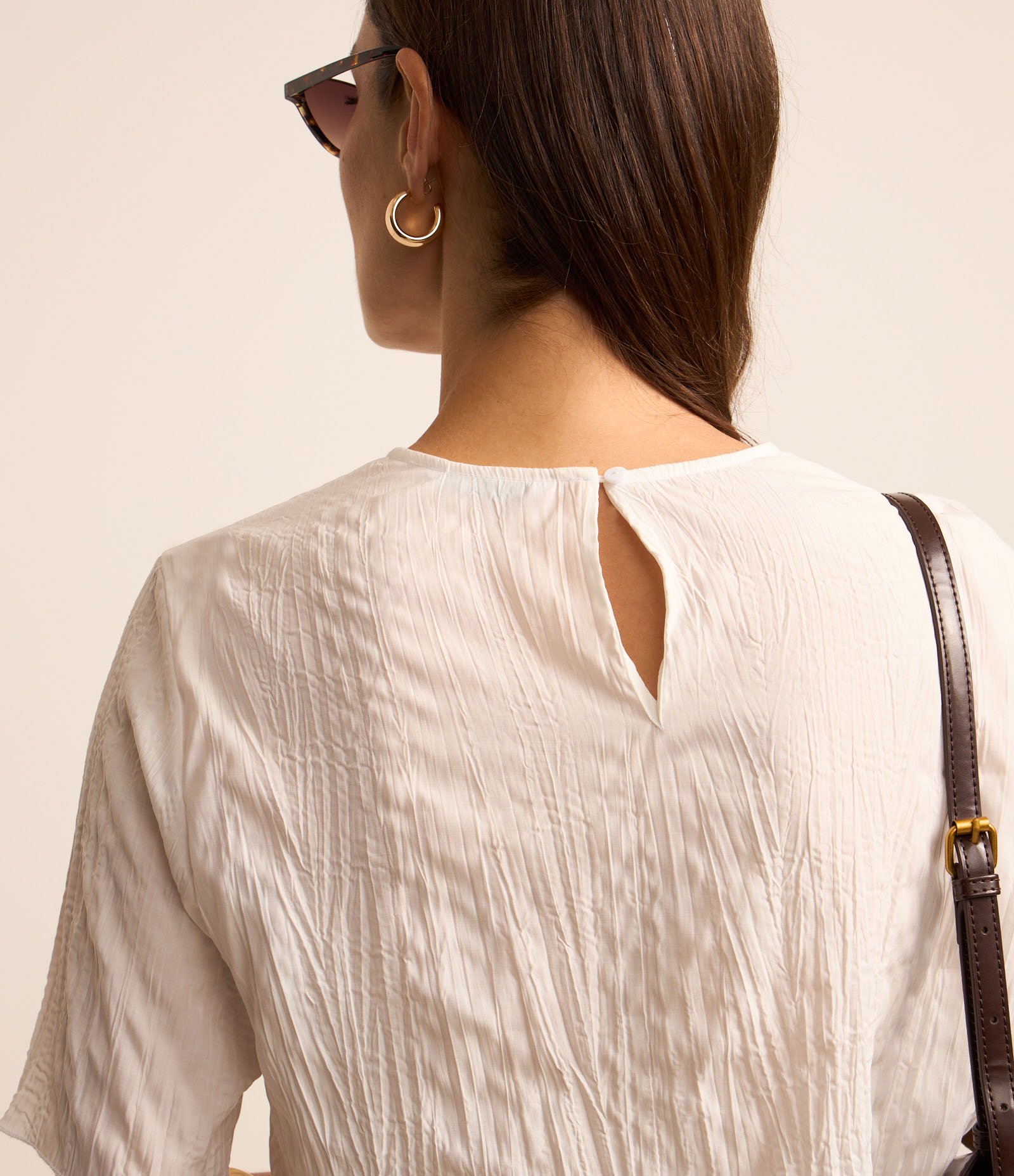 Blusa Acetinada com Efeito Airflow Branco Neve 4