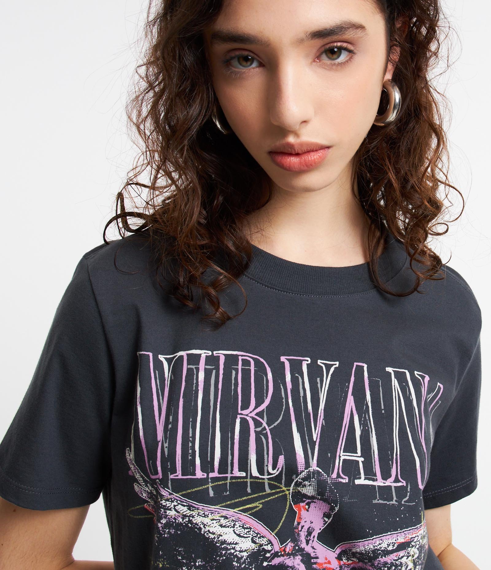 Camiseta Manga Curta com In Utero Nirvana Estampado Preto Estonado 4