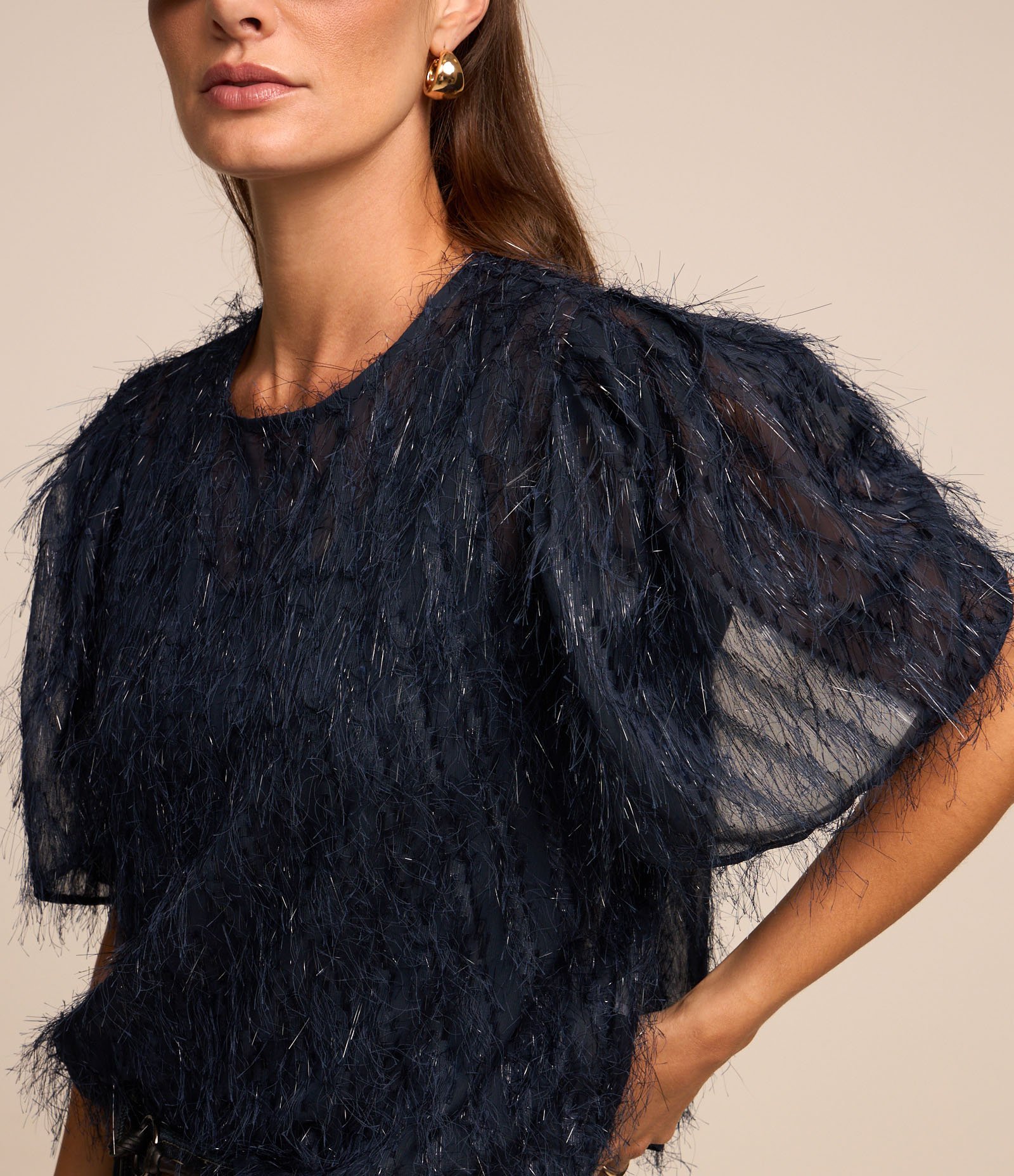 Blusa Manga Curta em Chiffon com Pelinhos Azul 4