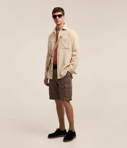 Bermuda Cargo em Sarja Lavada com Elastano e Detalhes de Cadarço