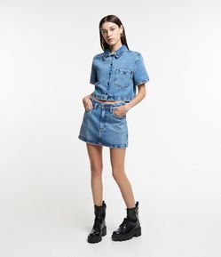 Saia Curta Cintura Alta em Jeans com Bolsos