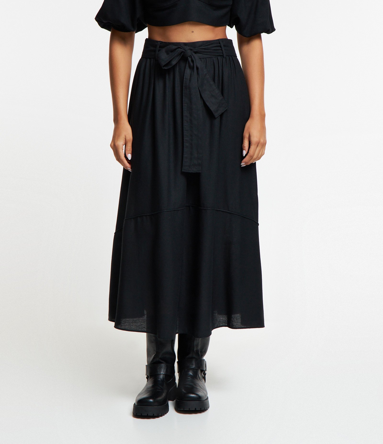 Saia New Midi em Viscose com Linho e Faixa na Cintura Preto 2