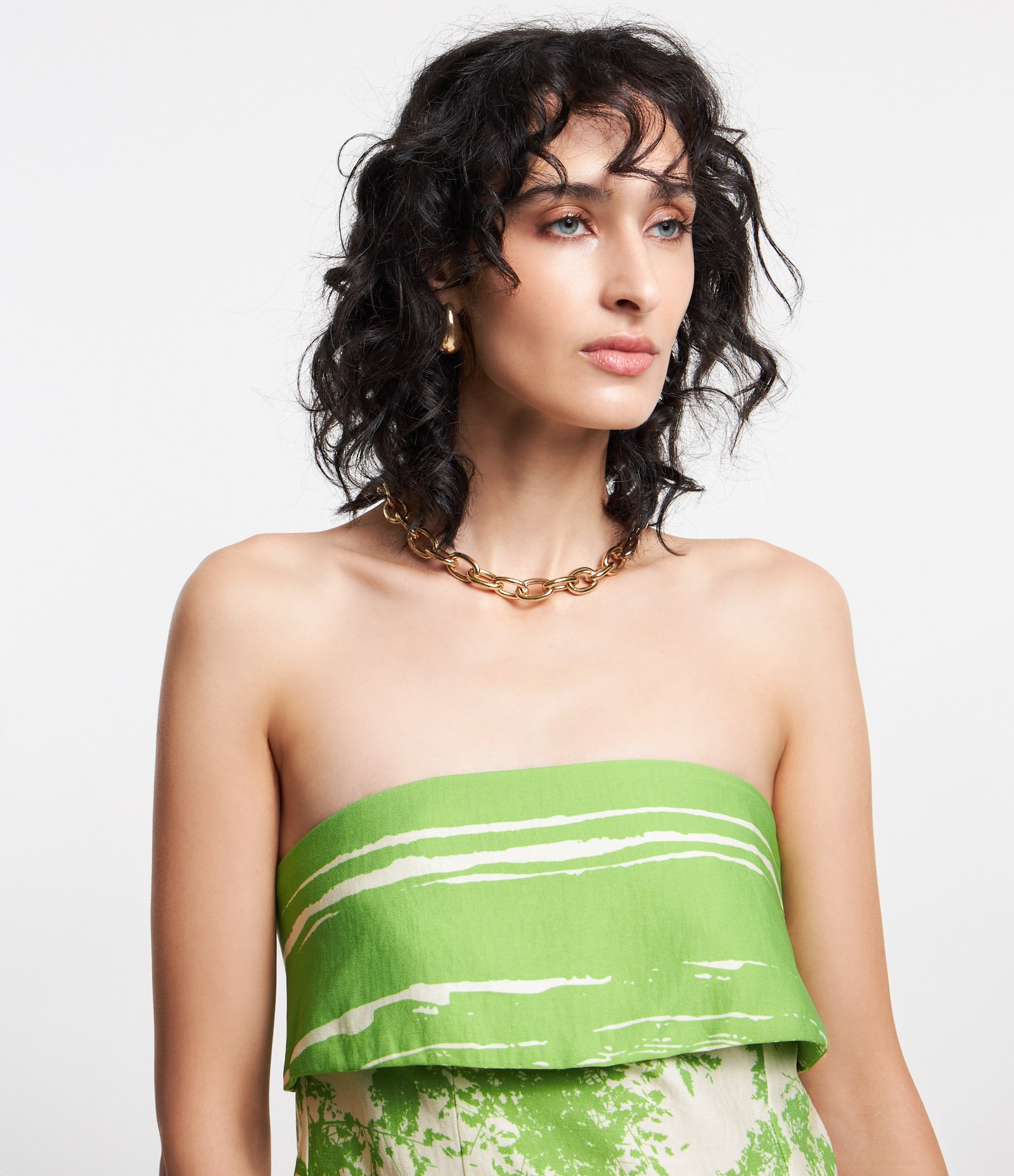 Blusa Tomara que Caia em Crepe com Lastex nas Costas Verde/ Branco 5