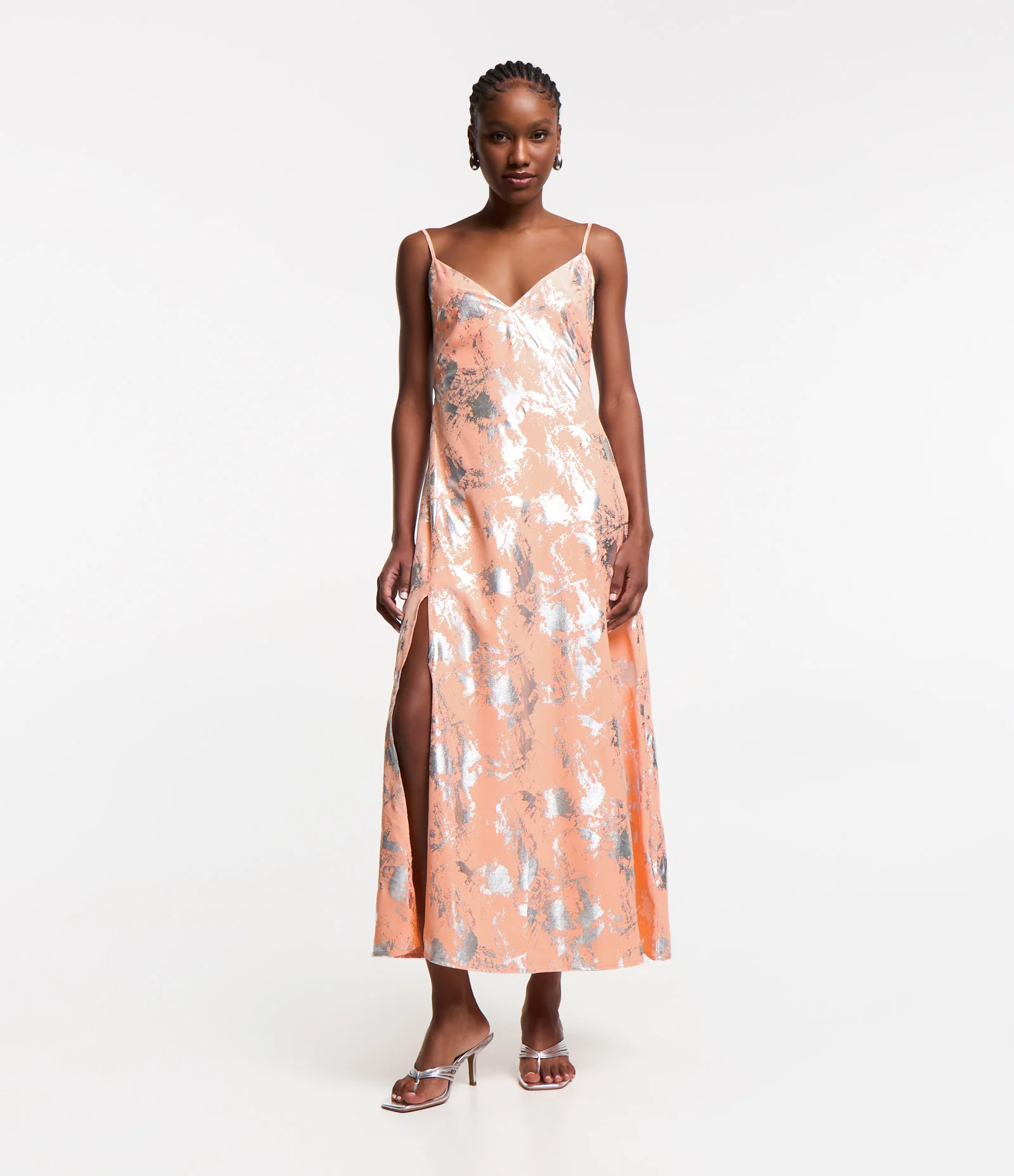 Vestido New Midi em Crepe Metalizado com Fenda Lateral e Foil Rosa 1