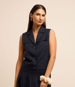 Colete Alfaiatado com Lapelas e Listras Roscas de Giz