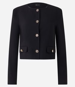 Casaqueto em Crepe com Abotoamento em Botões Diferenciados