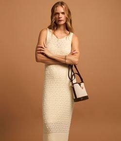 Vestido Reto Midi Sem Manga em Tricô Texturizado