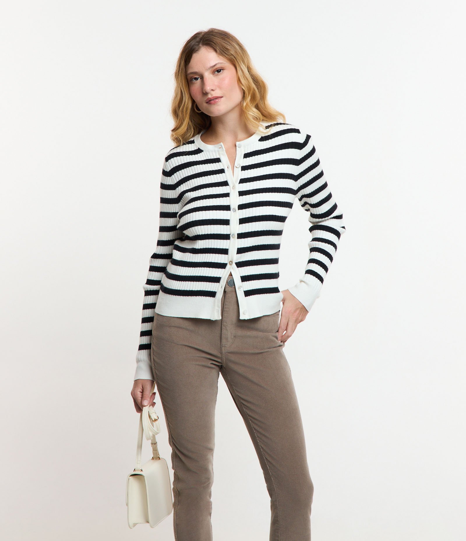 Calça Skinny em Veludo Cotelê Bege Escuro 2