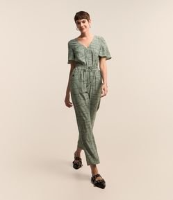 Macacão em Airflow com Amarração na Cintura e Estampa Geométrica