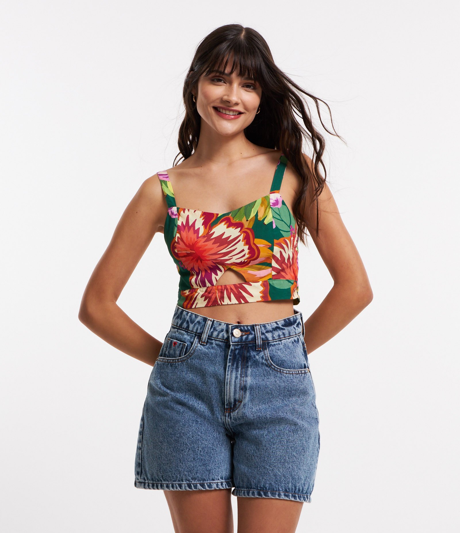 Blusa de Alça em Viscose com Estampa Floral e Lastex nas Costas Verde 1