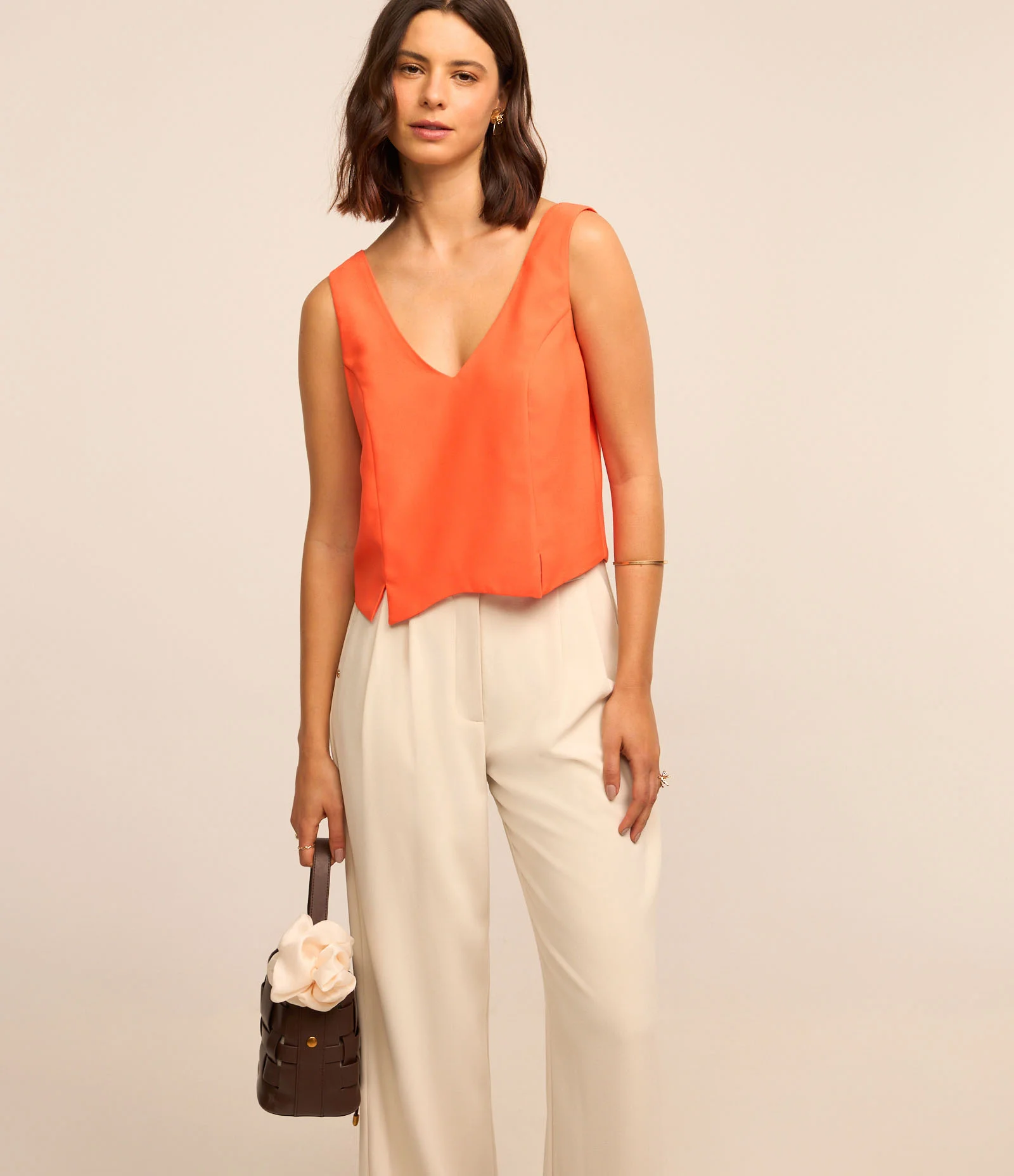 Calça Wide Leg Alfaiatada com Cinto Elástico 2