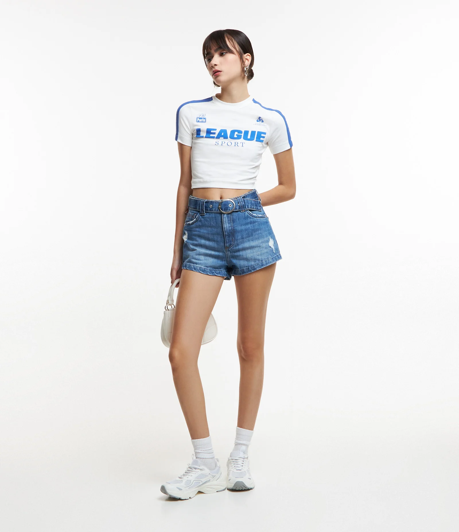 Short Cintura Alta em Jeans com Cinto Fivela Redonda Azul 1