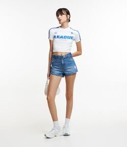 Short Cintura Alta em Jeans com Cinto Fivela Redonda