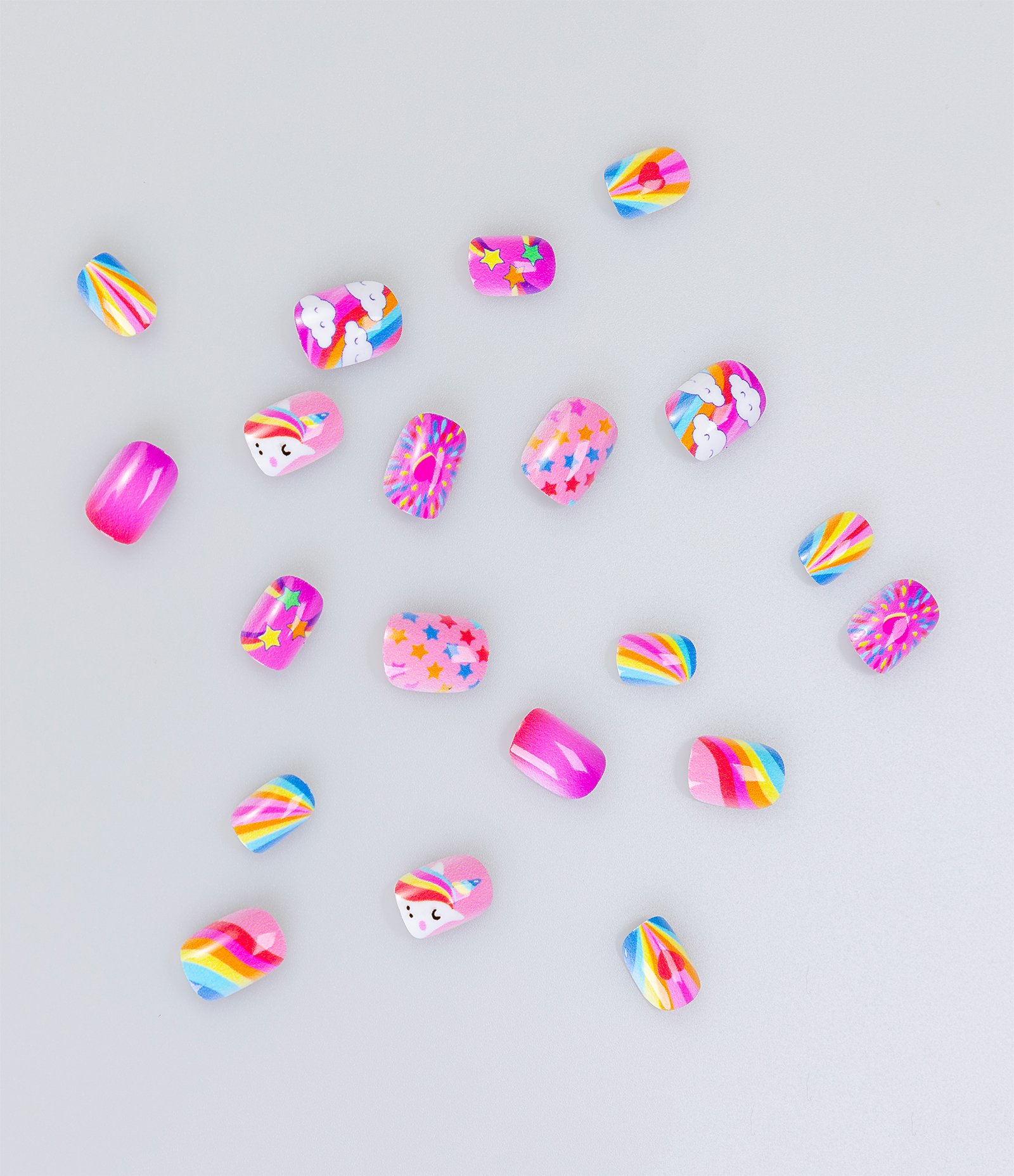 Kit Infantil 20 Unhas Postiças + 1 Cartela com 10 Adesivos para Unhas U 2