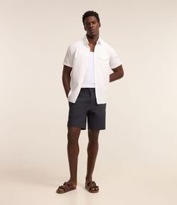 Bermuda em Algodão com Textura Ana Ruga e Bolso Embutido