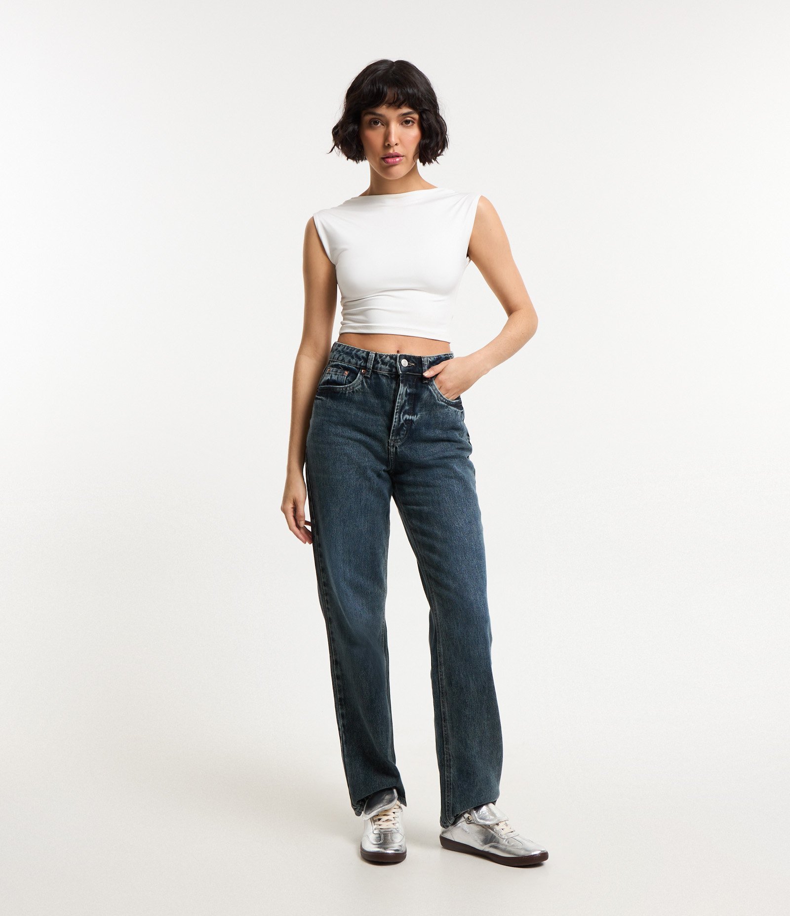 Calça Reta em Jeans com Bolsos e Vista de Botões Azul Marmorizado 1
