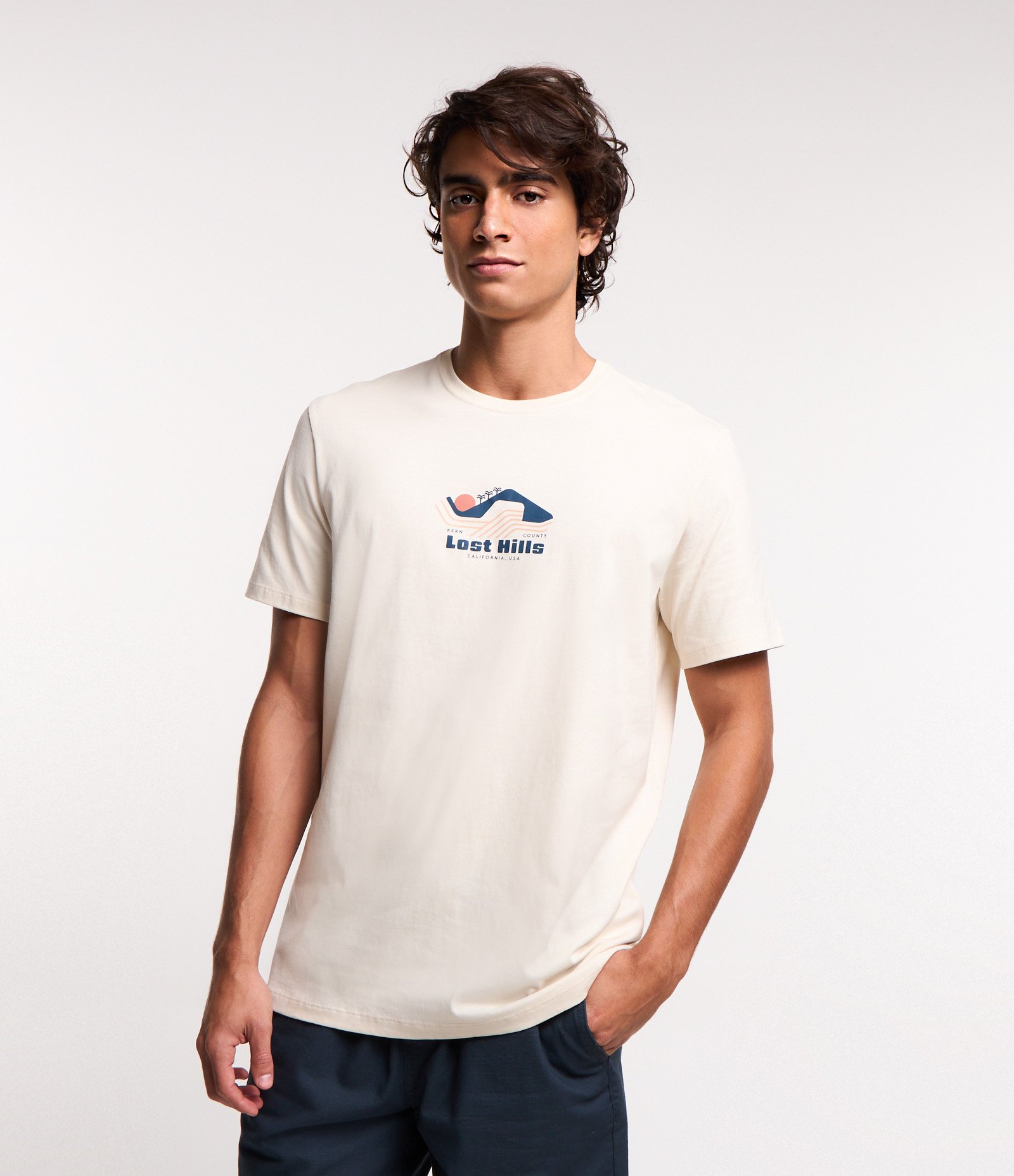 Camiseta Comfort em Algodão Estampa Montanha Lost Hills Off White 1