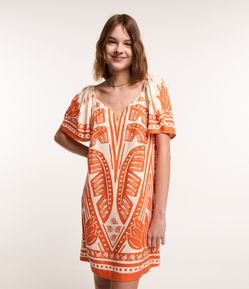 Vestido Curto em Viscose com Linho e Estampa Folhagens