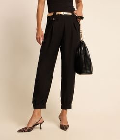 Calça Canoura Cintura Alta e Cinto de PU com Efeito Metalizado