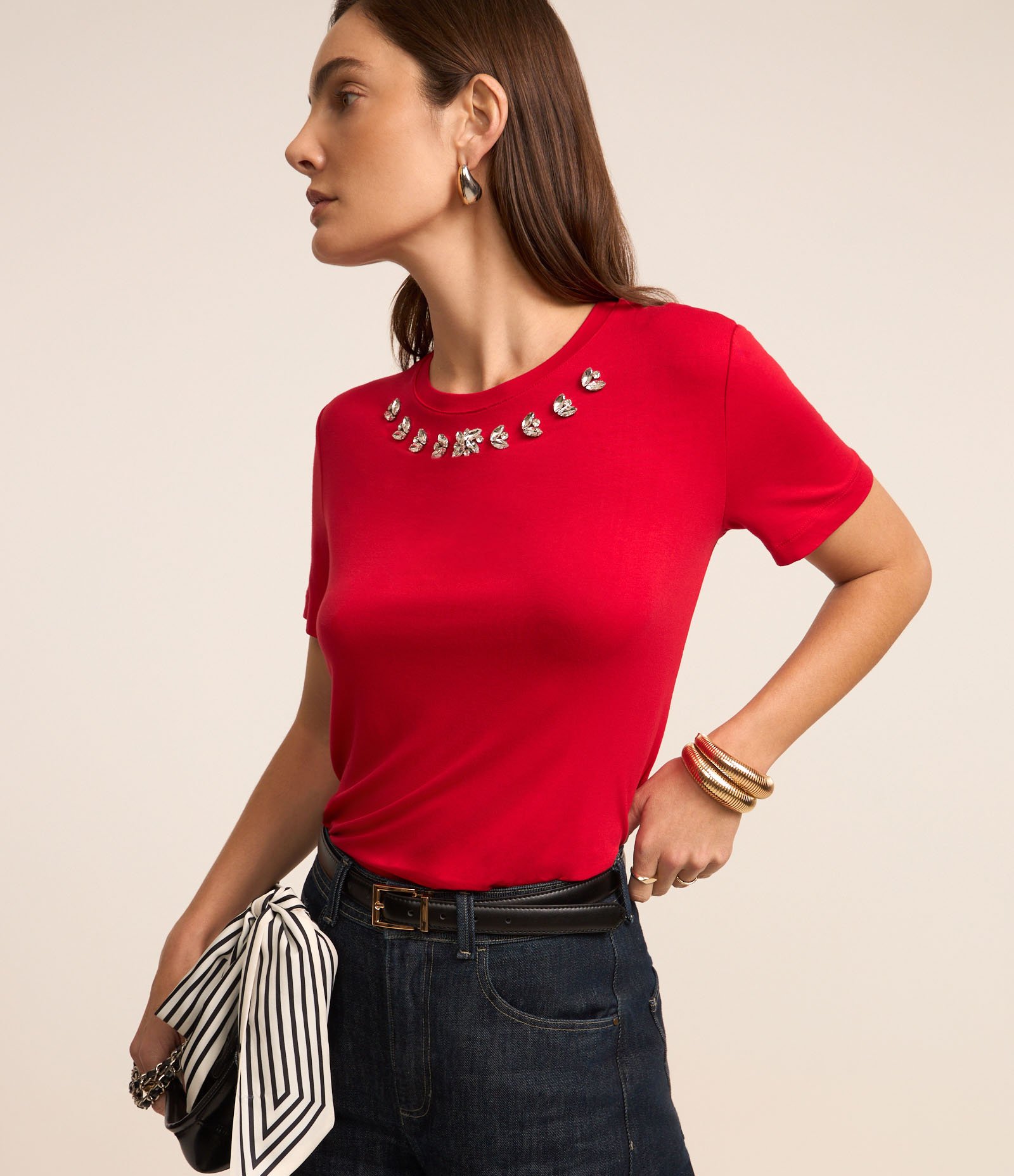 Blusa em Viscose com Brilho Floral na Gola Laranja 2