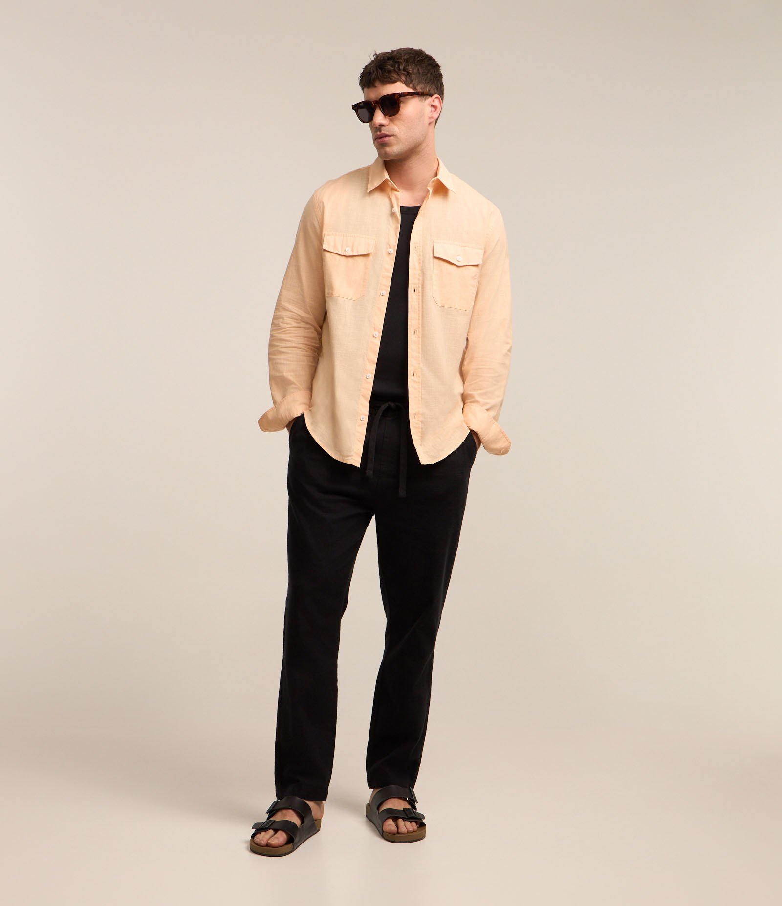 Camisa em Voal com Bolsos Lapela no Peito Coral 2