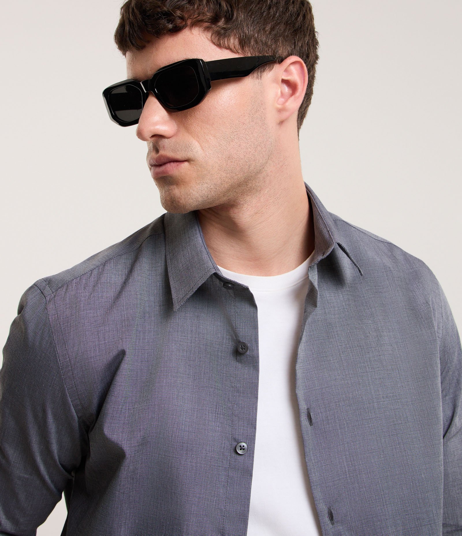 Camisa Regular em Algodão com Manga Longa Cinza 3