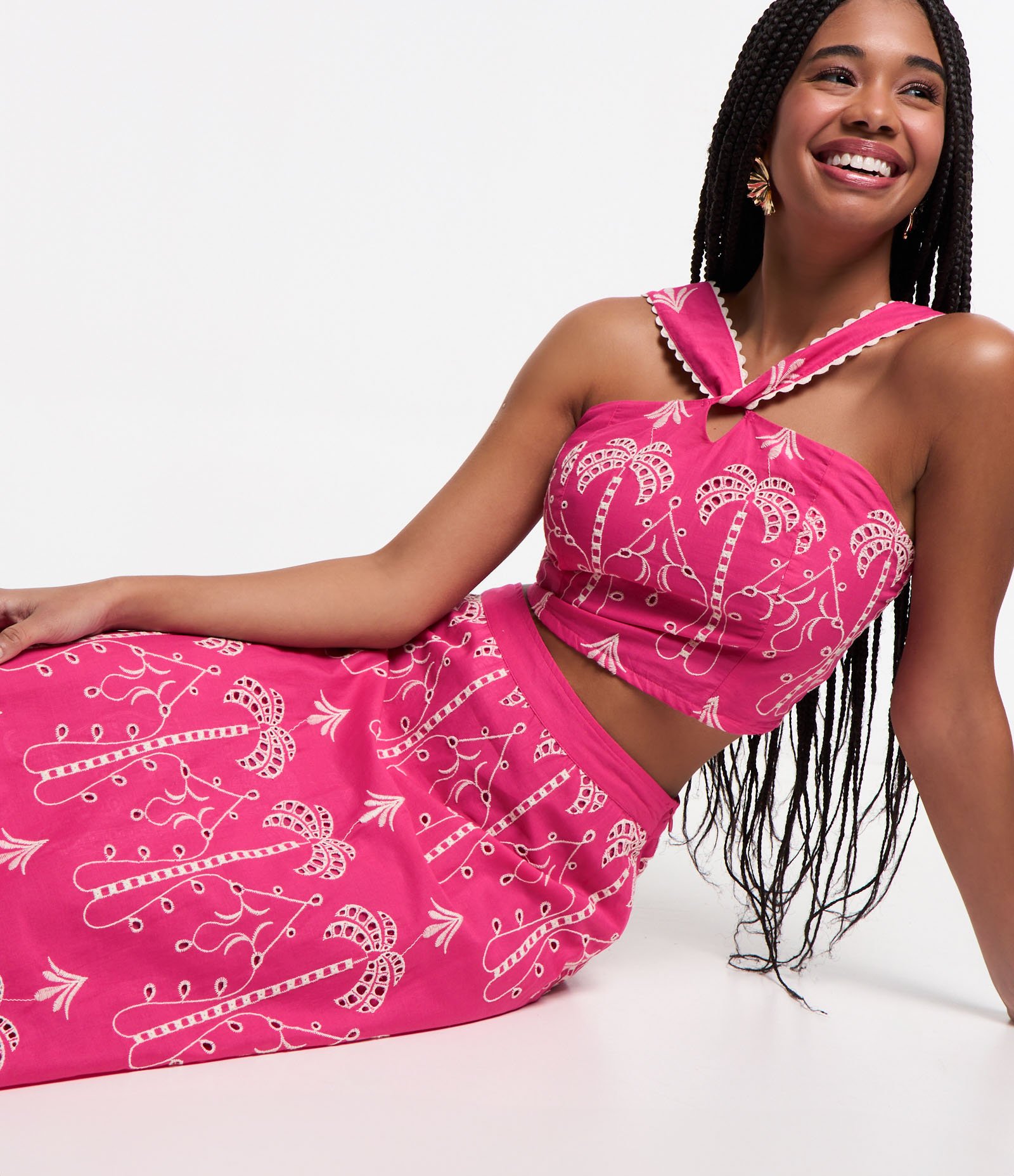 Blusa Cropped de Alça em Laise com Bordado e Lastex nas Costas Rosa 1