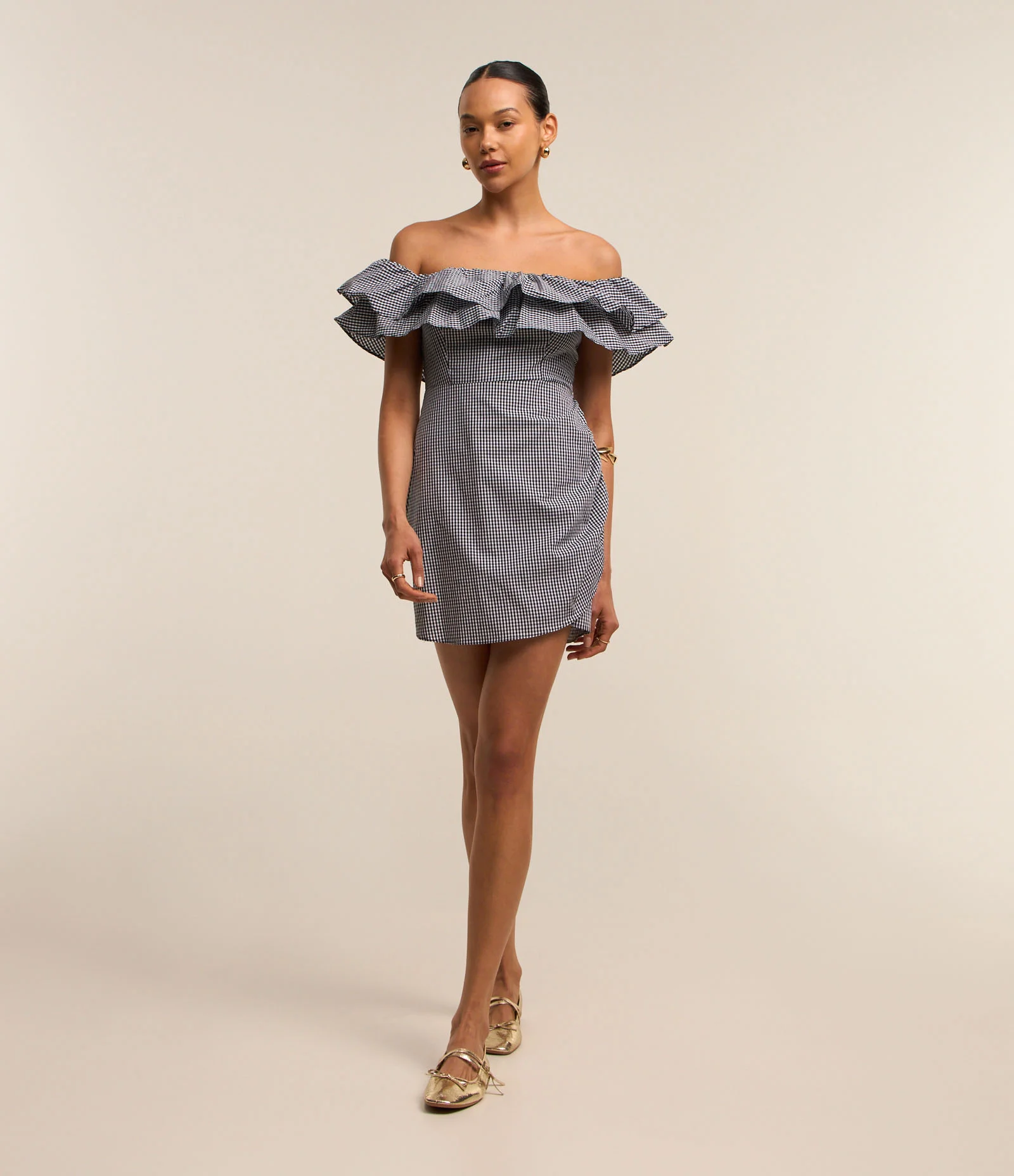 Vestido Ciganinha em Tricoline com Babados e Estampa Xadrez Vichy Preto/ Branco 1