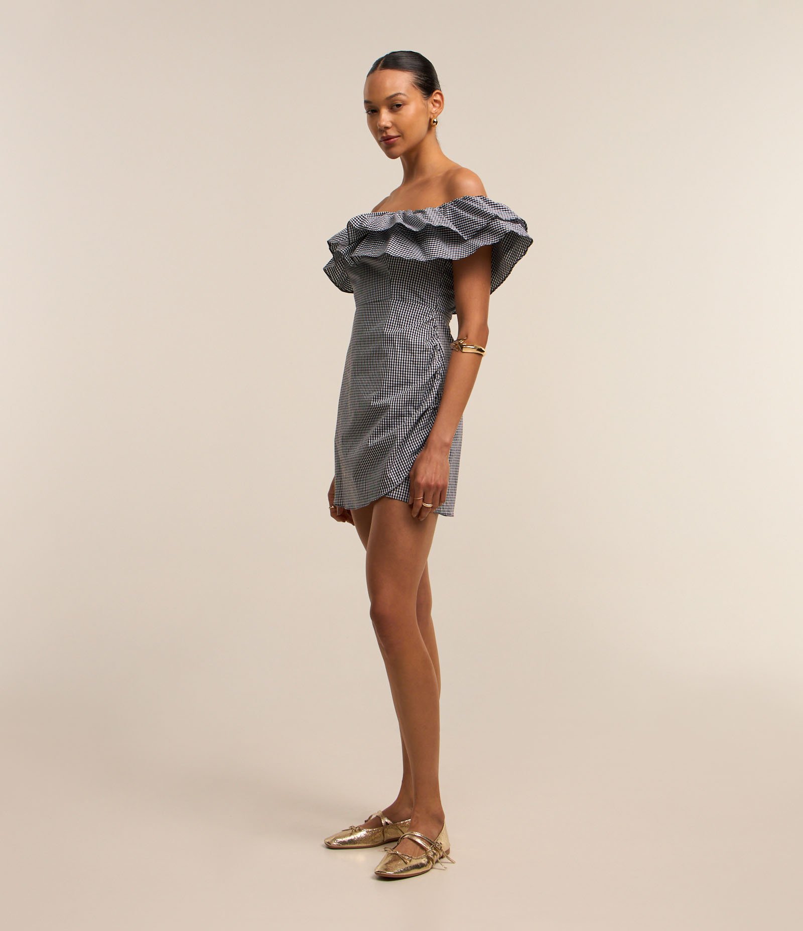 Vestido Ciganinha em Tricoline com Babados e Estampa Xadrez Vichy Preto/ Branco 5