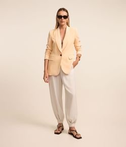 Calça Aladim Alfaiatada com Pregas na Barra