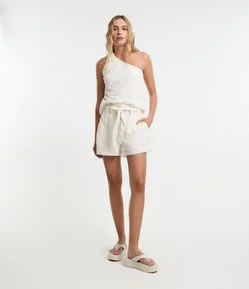 Short em Crepe com Faixa para Amarração e Detalhes em Paetê