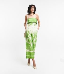 Calça Reta em Crepe com Pregas e Estampa Abstrata