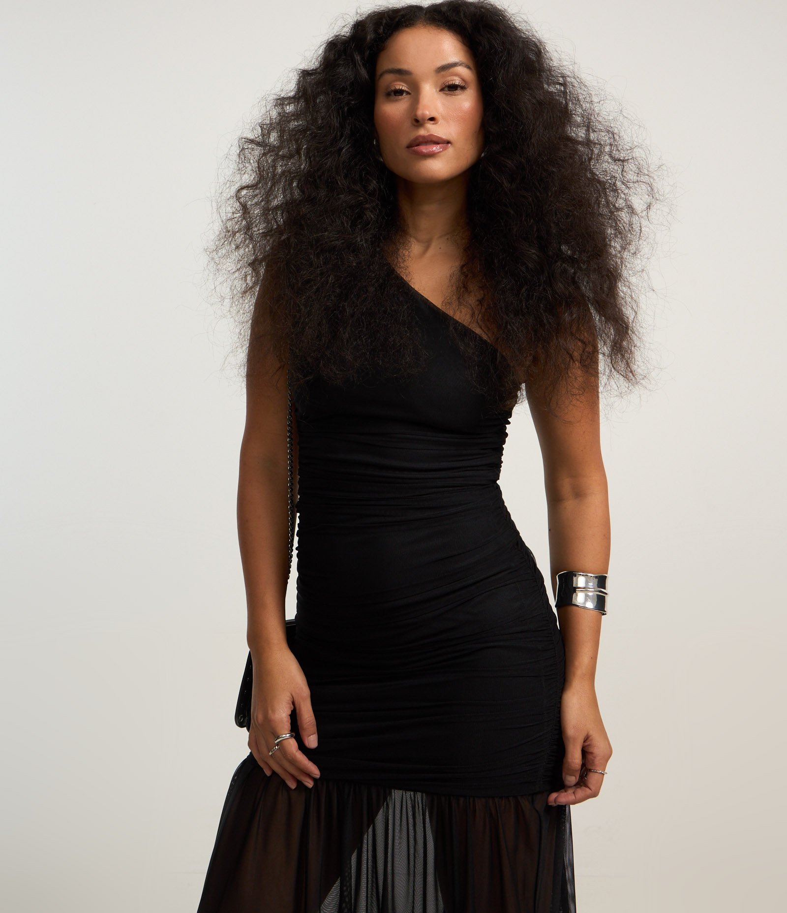 Vestido Longo em Tule com Drapeado e Saia Transparente Preto 2