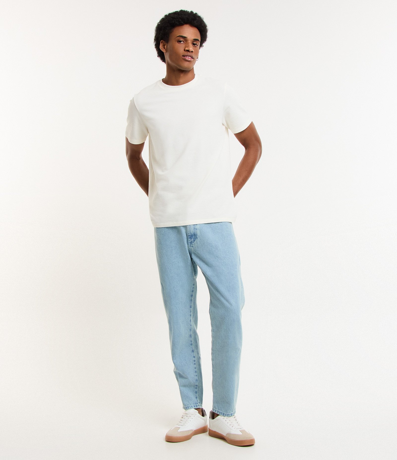 Camiseta Regular Ana Ruga com Textura Branco 2