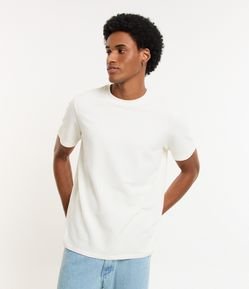 Camiseta Regular Ana Ruga com Textura