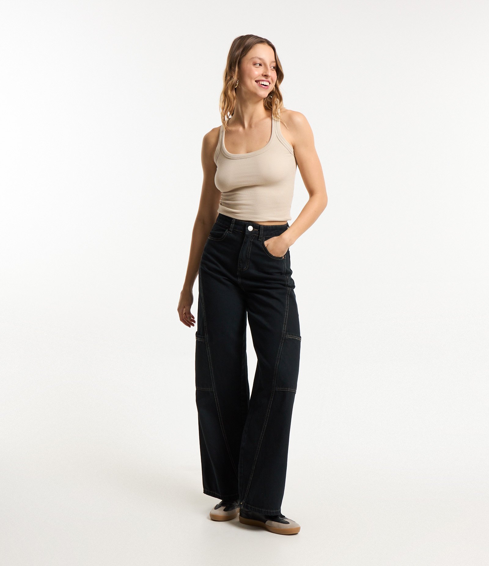 Calça Wide Leg em Jeans com Recortes e Bolsos sem Lapela Preto 1