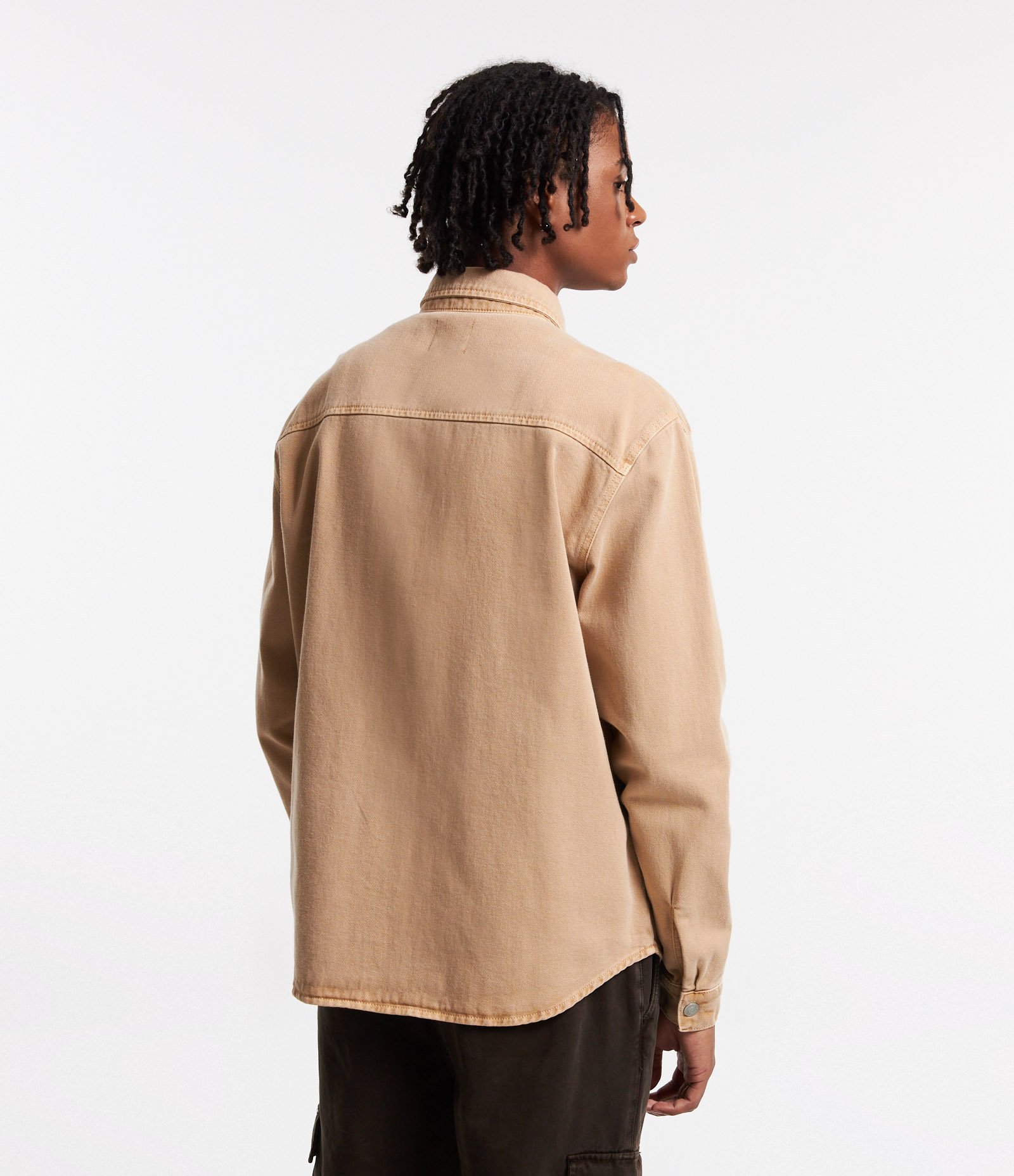 Camisa Western em Jeans com Recortes e Bolsos Bege 3