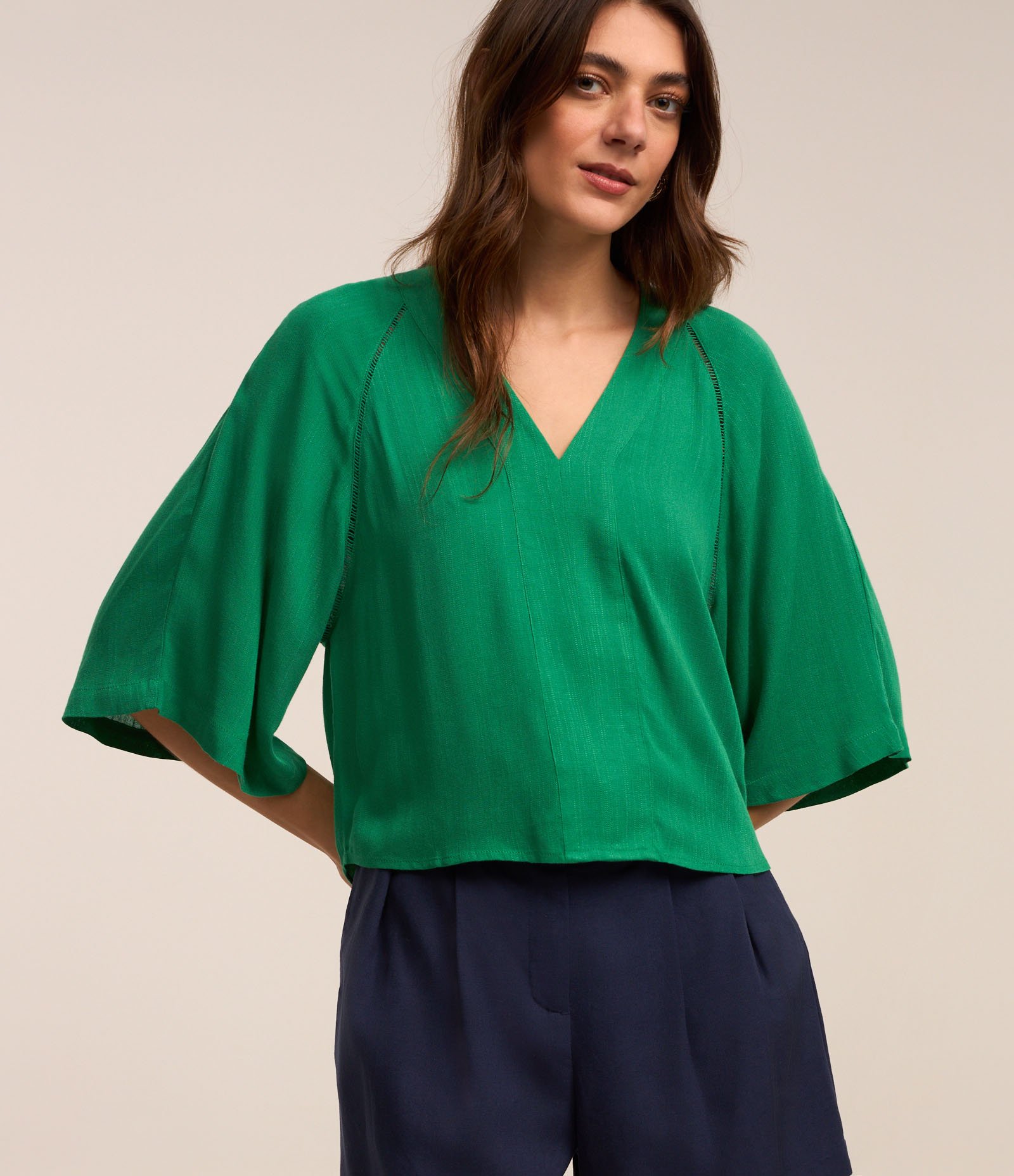 Blusa Manga Ampla em Viscolinho Texturizado Verde 1