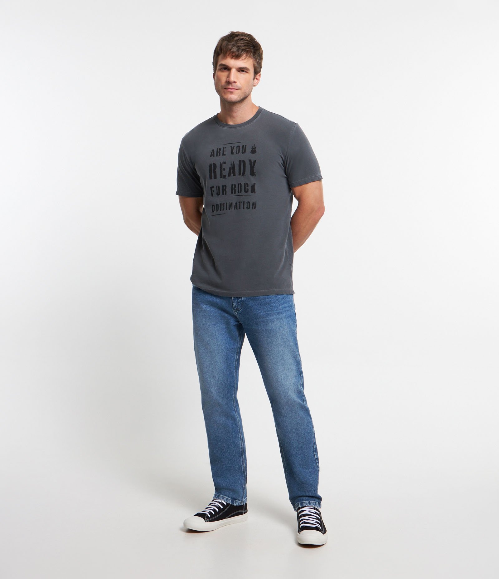 Camiseta Comfort em Algodão com Estampa Rock Domination Cinza 2