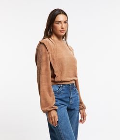 Blusa Texturizada em Plush com Babados