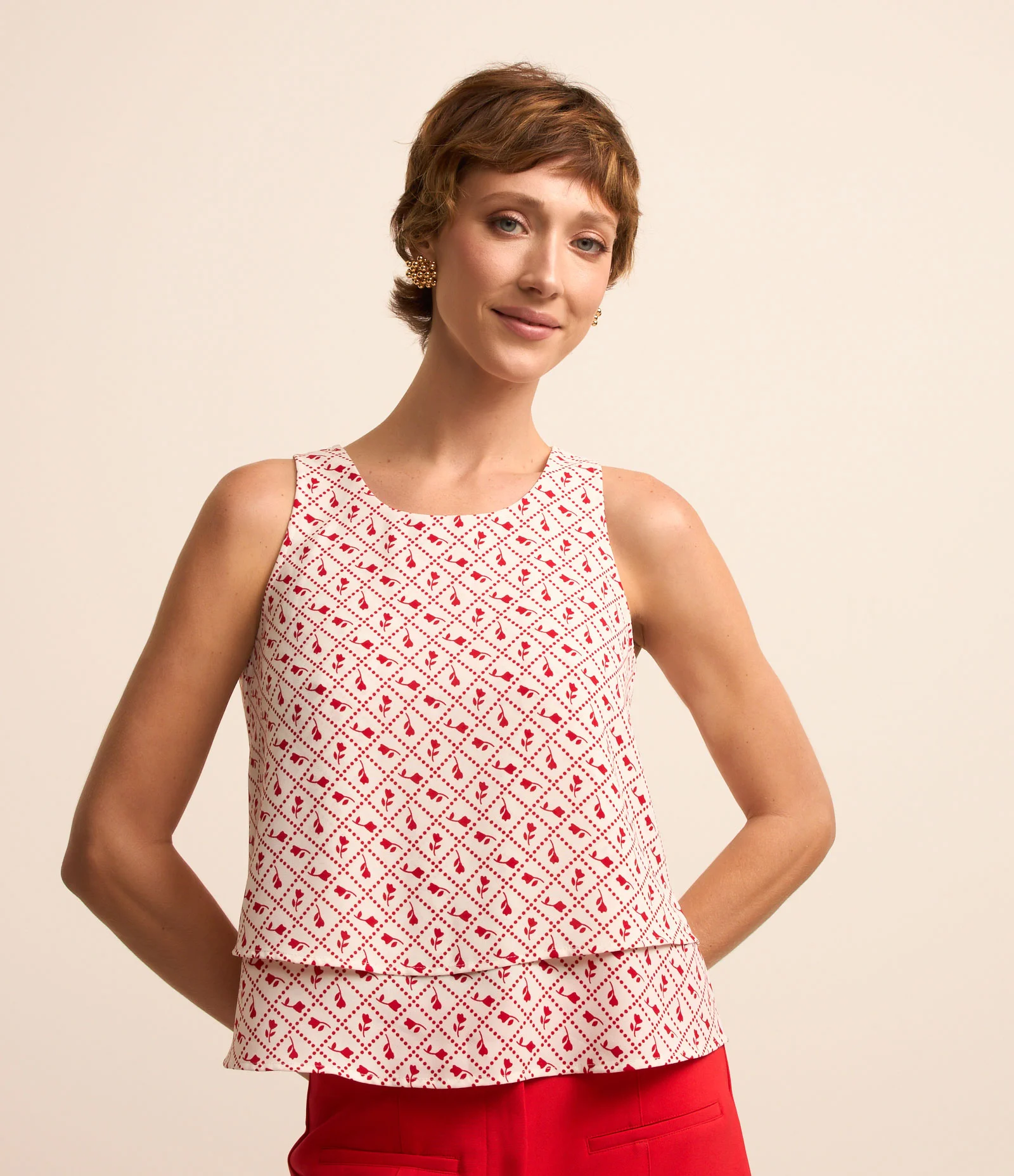 Blusa Sem Manga com Efeito Aiflow e Estampa Gravataria Branco/Vermelho 1