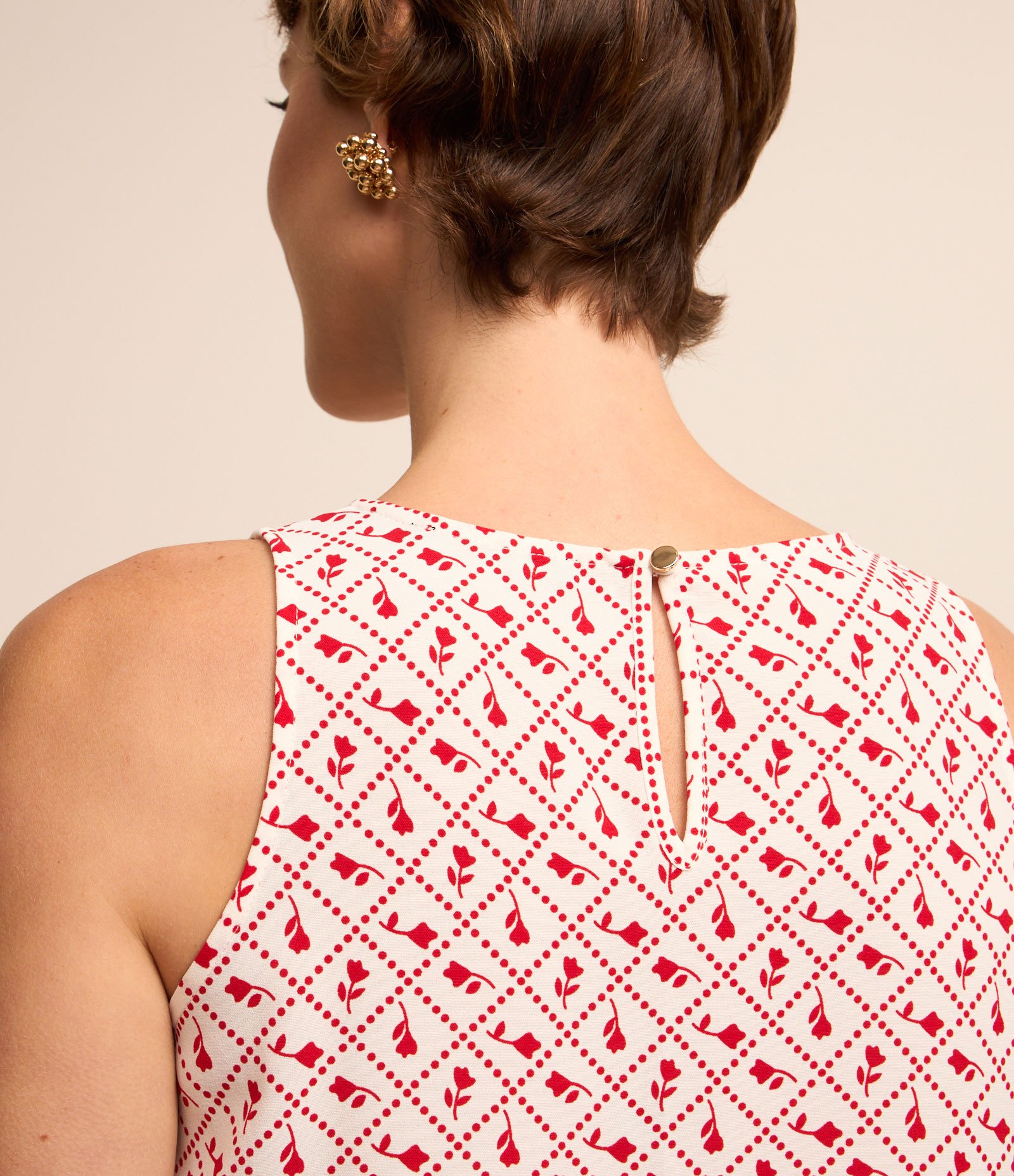 Blusa Sem Manga com Efeito Aiflow e Estampa Gravataria Branco/Vermelho 3