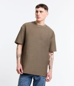 Camiseta Relaxed em Algodão com Leve Textura