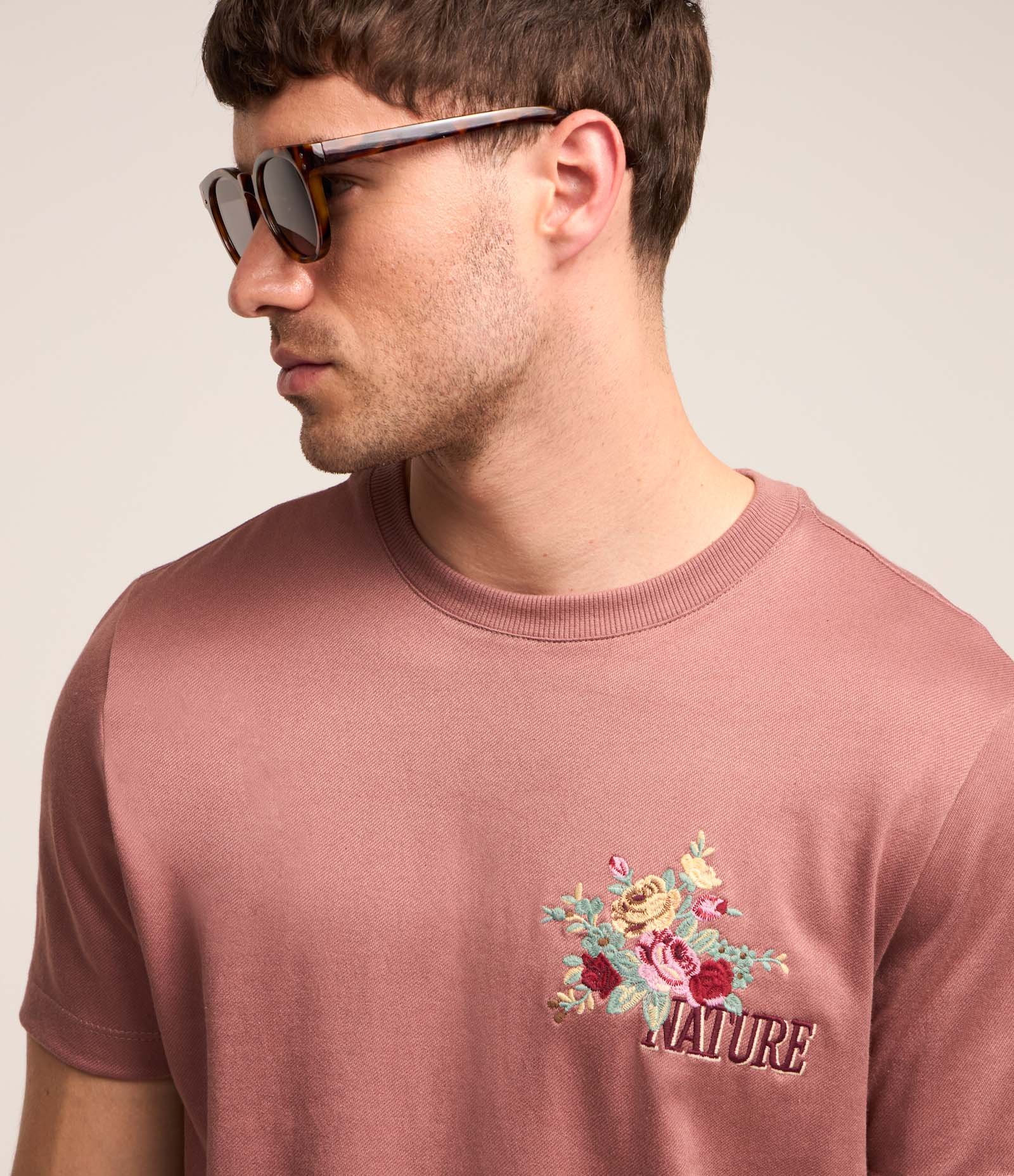 Camiseta em Algodão com Bordado Nature Rosa 2