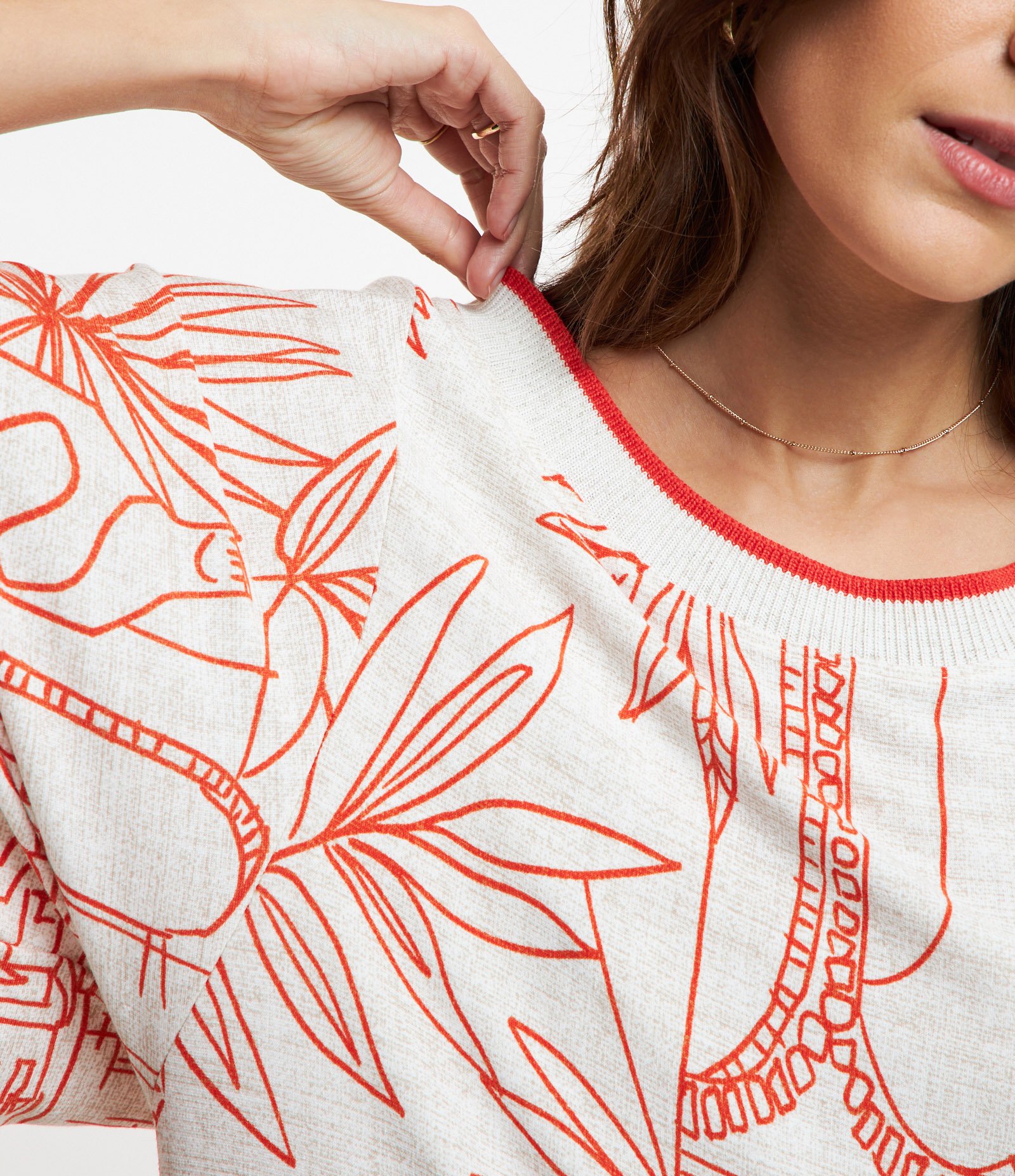 Vestido em Viscose com Detalhe Contrastante e Estampa Paisagem Crú 3