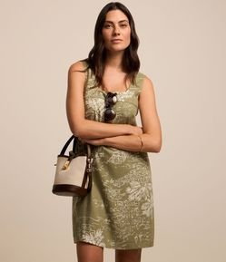 Vestido Midi Sem Manga em Viscolinho com Estampa de Paisagem